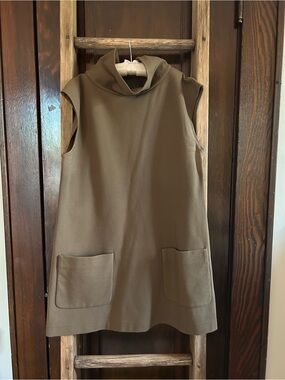 Worth Olive Green Funnel Neck mini Dress (or tunic) w/ Pockets, like new, size 4